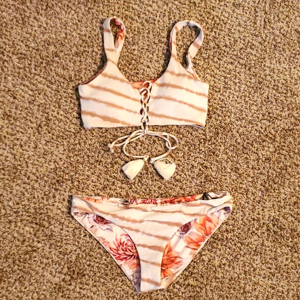 Maaji reversible bikini, size Medium